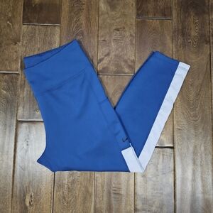 Nike Dri-Fit blue cropped leggings size L